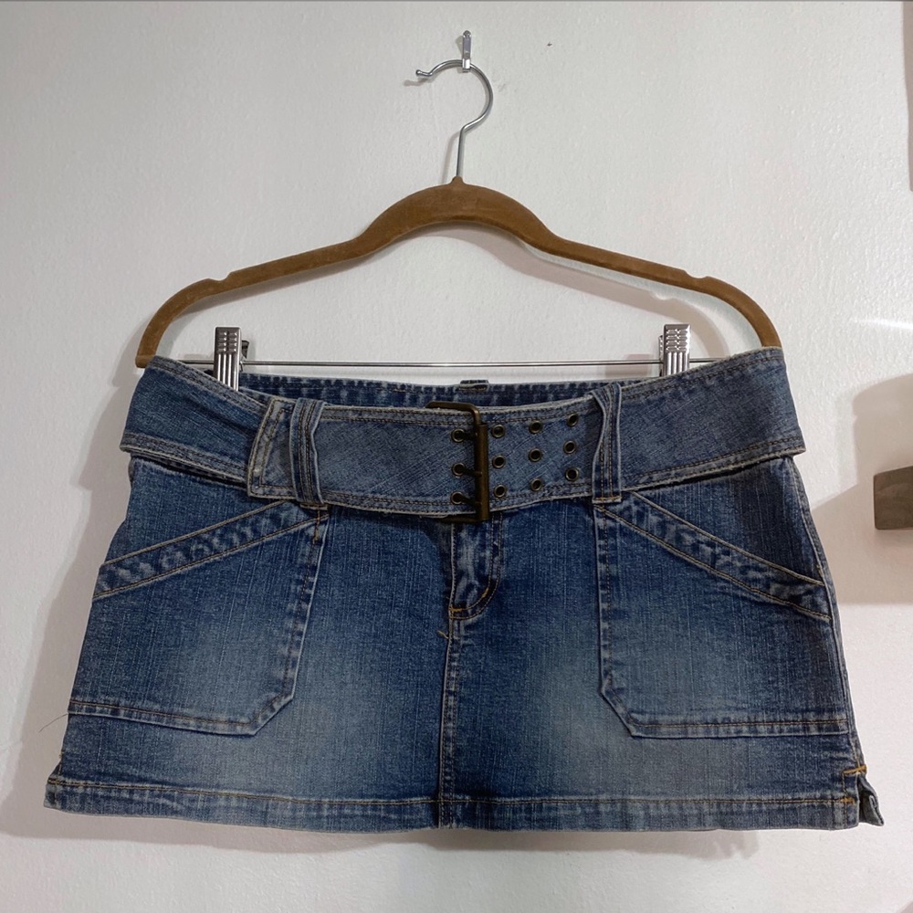 Denim Miniskirt with Wide Belt Size 11